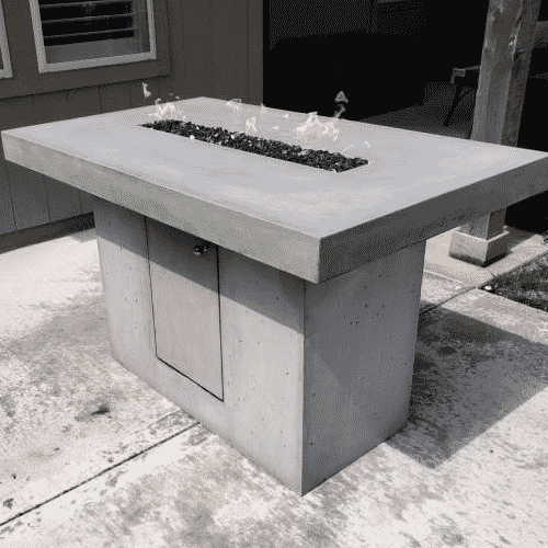 Concrete fire pit