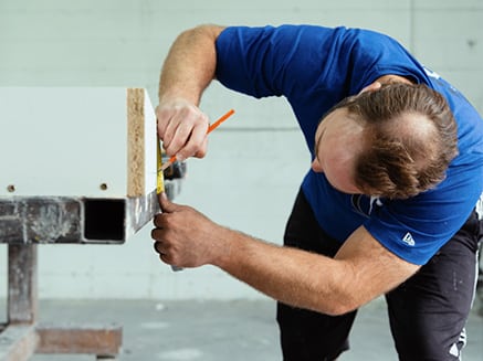 Seth measuring concreete mold